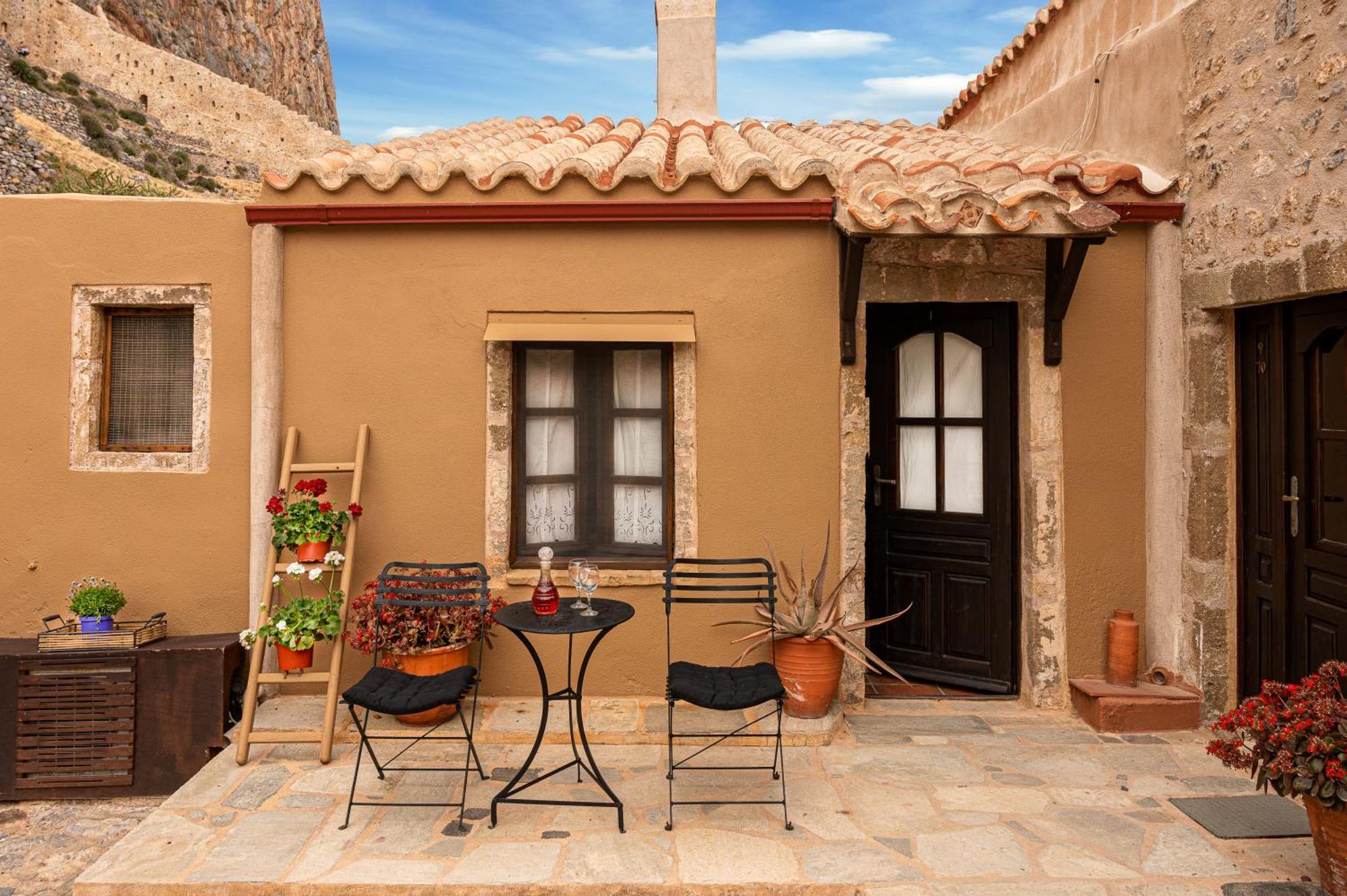 Guesthouse Kellia Монемвазия Номер фото